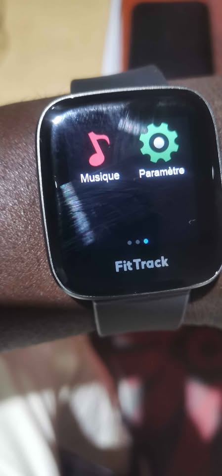 Montre connectée FitTrack – Suivi santé, sport & notifications  SENBONO