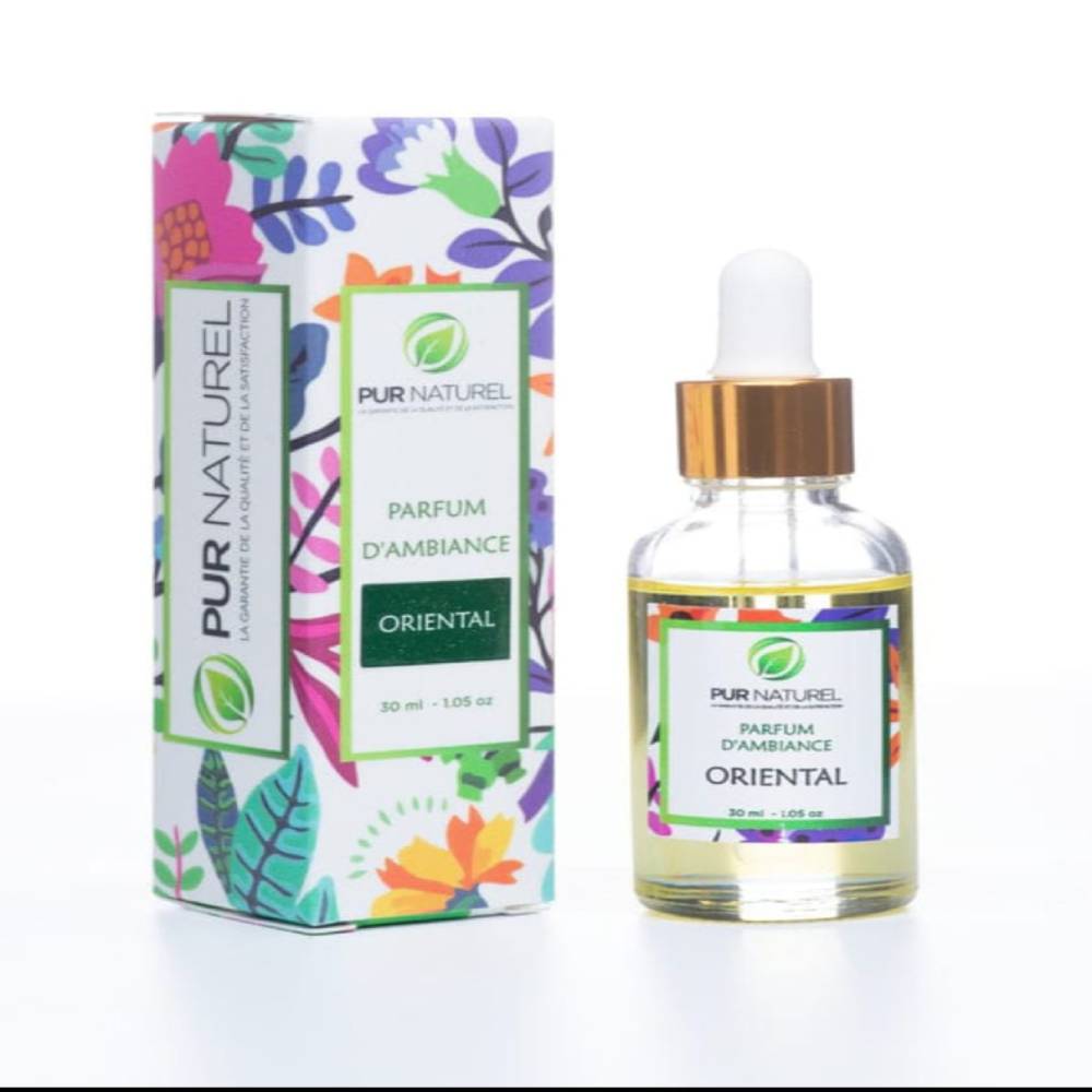 Flacon de 30ml Pur Naturel, parfum d’ambiance Oriental avec pipette dorée et packaging floral coloré.