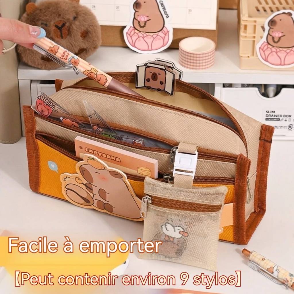 Trousse scolaire Capybara kawaii, compacte et résistante, idéale pour école ou bureau.